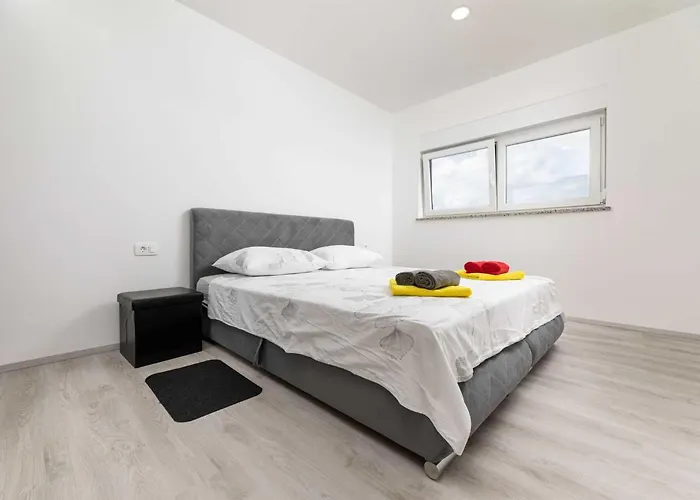 House George With Heated Pool Casa vacanze *